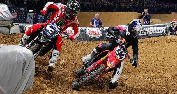 Ken Roczen remporte le SX de Paris