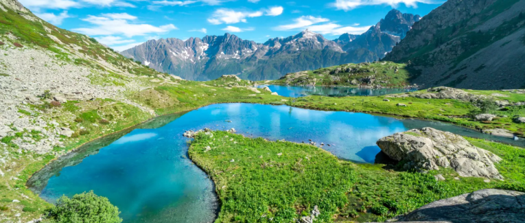 Te souviens-tu, ma mie, du lac de Pétarel et de ses eaux si fraiches et reflétant le ciel ?
