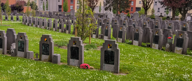 Là où les rangs se taisent