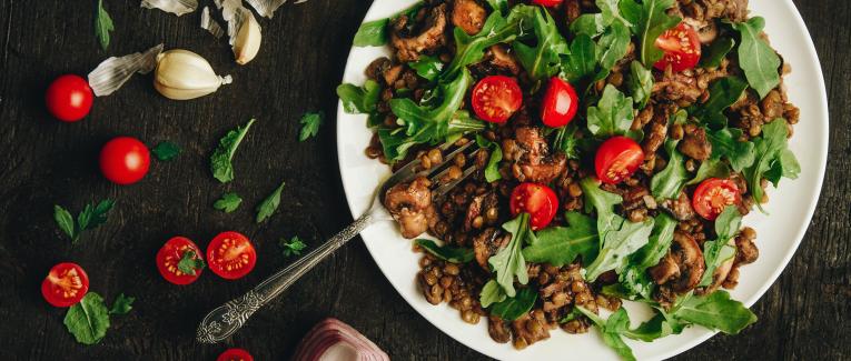 Salade de boulgour, tomates et concombres