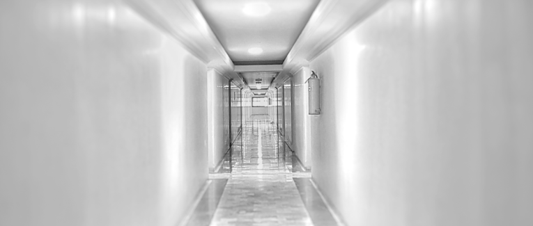 Les couloirs - 2. L'autre couloir