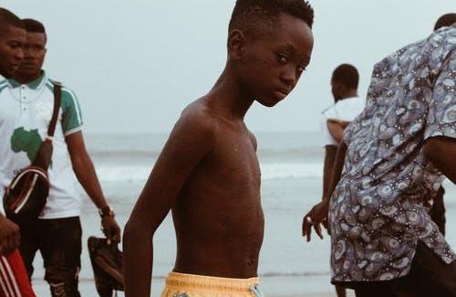 PLEURES D'AFRIQUE