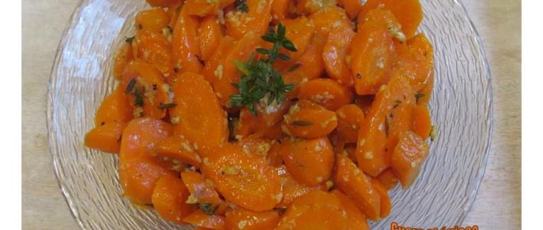 Carottes sautées à l'ail et au thym