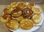 Blinis ou pancakes au yaourt et à la feta