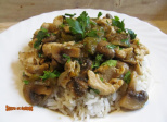 Poêlée de poulet aux champignons et poivrons