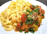 Pavés de saumon aux tomates cerises - Recette en vidéo 