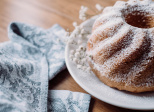 Bundt cake bananes-noix de coco