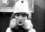 Mam'zelle Charlot (A Woman, Charles Chaplin, 1915) et Charlot Grande Coquette (The Masquerader, Charles Chaplin, 1914)
