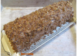 Bûche de Noël roulée au praliné