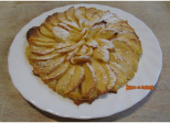Tartelettes fines aux pommes à la crème d'amandes