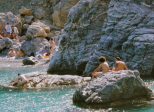 La vérité est nue quand le mensonge habille