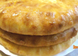 Tartes ossètes aux pommes de terre et au fromage (Kartofdjine) 