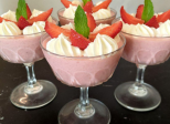 Verrines de mousse à la fraise - Recette en vidéo 