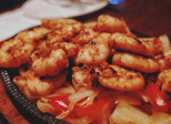 Crevettes cuites au four au miel et épices Cajun