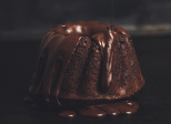 Gâteau léger au chocolat avec glaçage