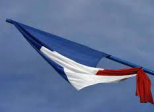 Faut-il mettre en berne* notre drapeau pour célébrer le souvenir d'un dignitaire étranger ?