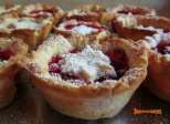 Tartelettes faciles aux framboises et groseilles