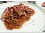 Magret de canard Rossini aux cèpes.