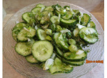 Salade de concombre aux herbes - Recette en vidéo