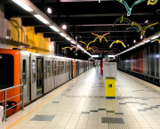 Dieu, le Métro de 18h et la Colère du Clou : Voyage au Bout de la Cause Première