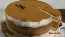 Gâteau pommes, chantilly, cannelle (sans gélifiant)