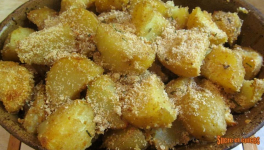Pommes de terre crousti-fondantes à l'ail et au romarin
