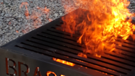 LA PENSÉE D'UNE NUIT D'AVANT LE JOUR