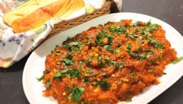 Zaalouk - caviar d'aubergines et de poivrons marocain - Recette en vidéo