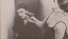 Une crête jaune fluo