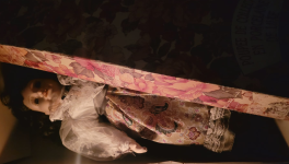 La poupée du grenier