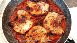 Côtelettes de porc à la tomate 