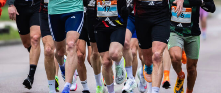Une course à toutes jambes
