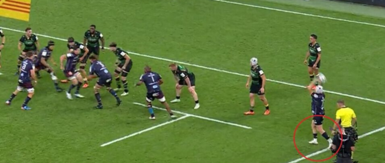 Même le RUGBY a des règles douloureuses !