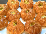 Mini tourtes au poulet et aux pommes de terre (Vak Belyash) - Recette en vidéo