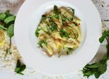 Filets de lieu noir aux gnocchi à la ricotta, sauce crémeuse au pesto
