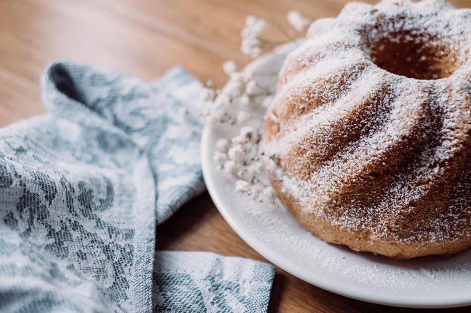 Bundt cake bananes-noix de coco