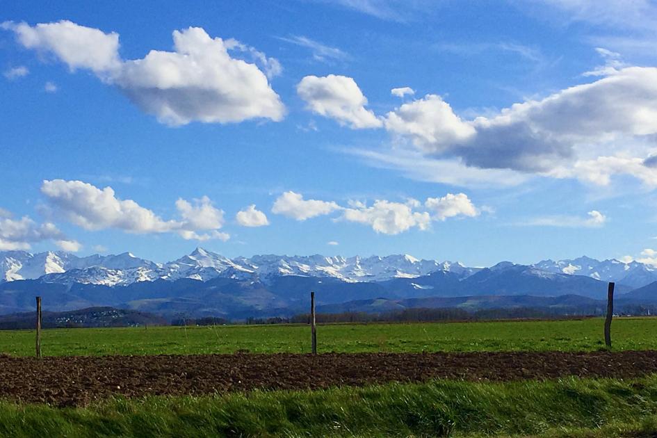 Les Pyrénées sous la Lampy