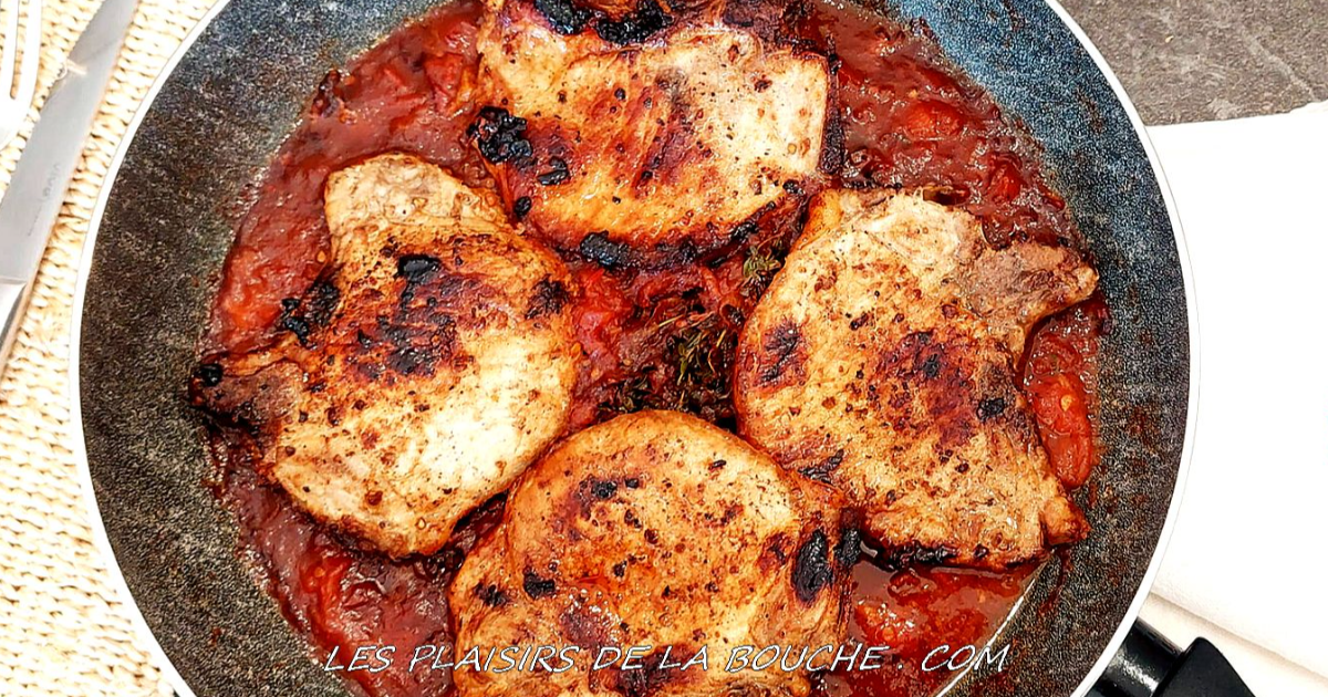 Côtelettes de porc à la tomate 