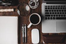 10 Tips for INFPs Who Struggle to Like the Day Job
