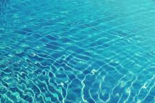 Clément renonce à sa piscine à débordement