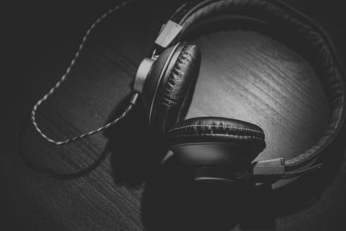 Un jour une image en audio