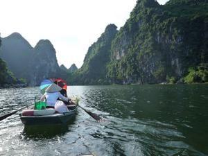 On the Road To Viêt-Nam