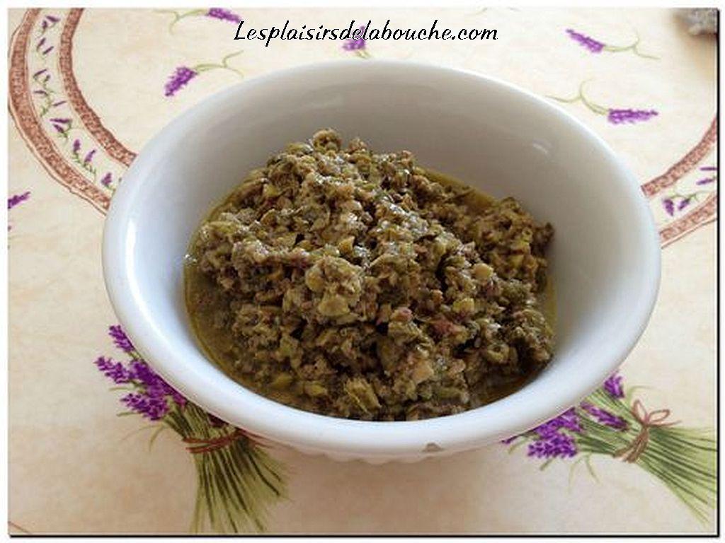 L'été, est une période où l'on prend souvent l'apéritif en plein air avec des amis de préférence. Alors voici une recette à tartiner .