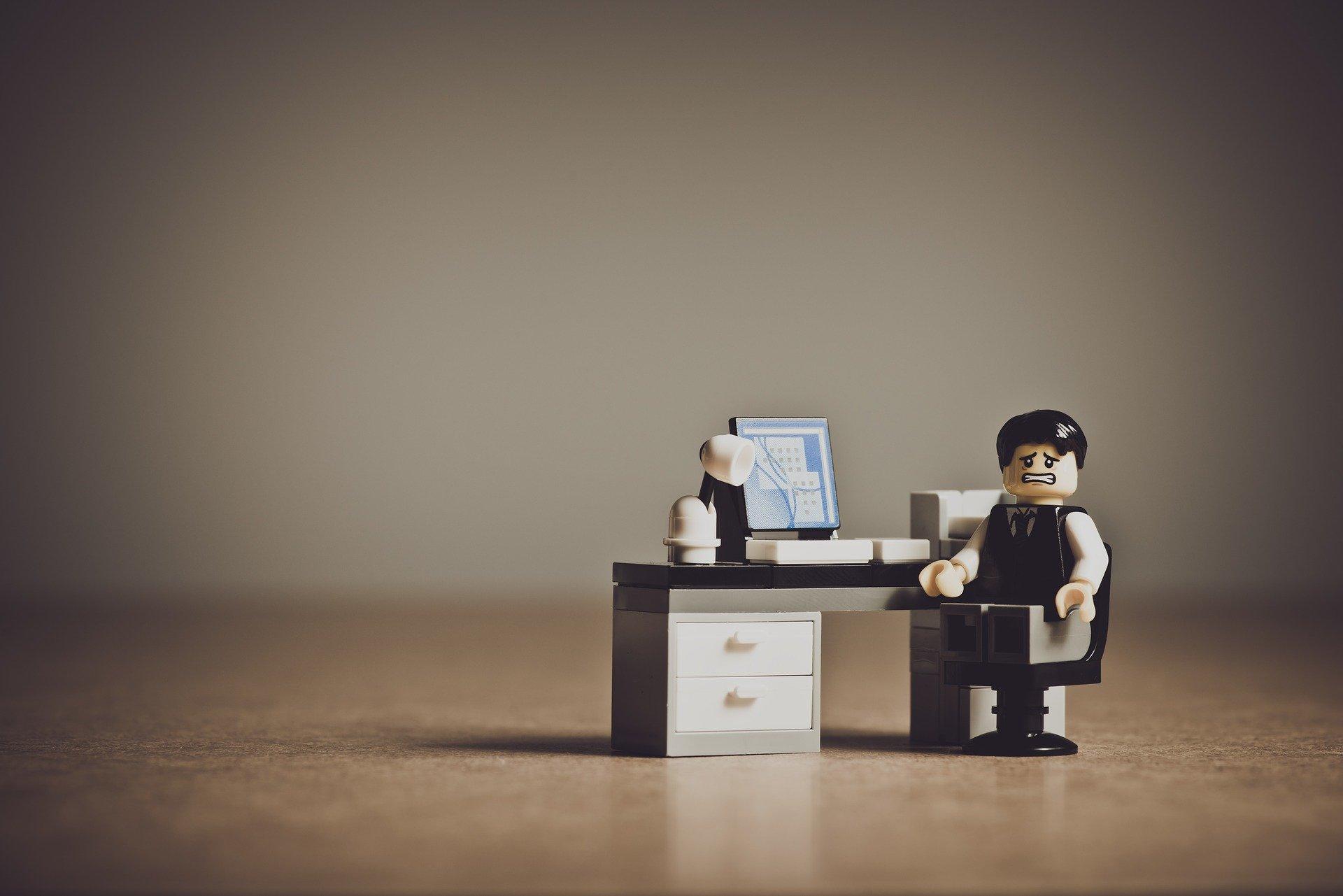 (II, 5) : Le stagiaire désabusé