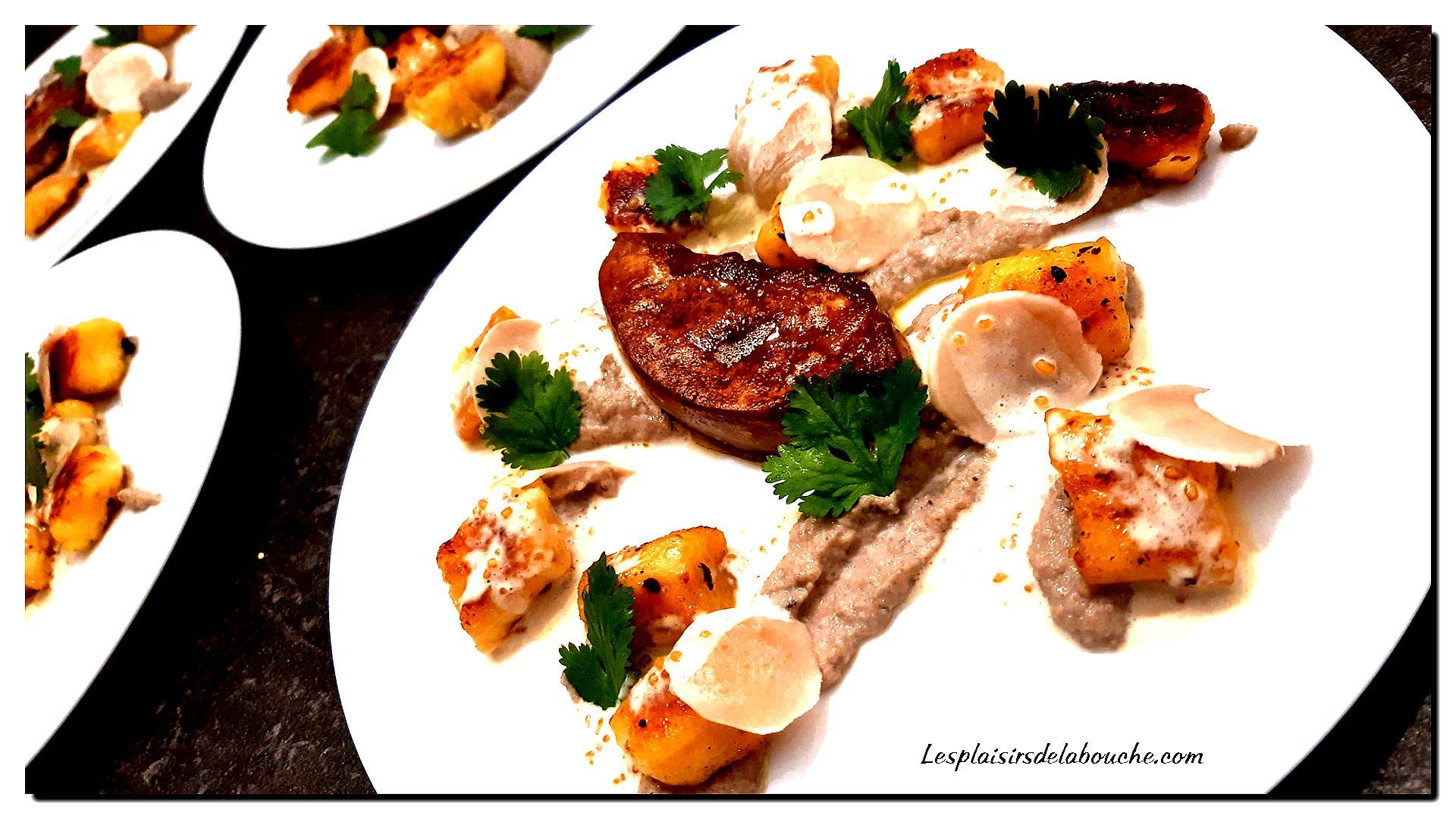 Gnocchis aux pommes de terre, purée de champignons et foie gras poêlé