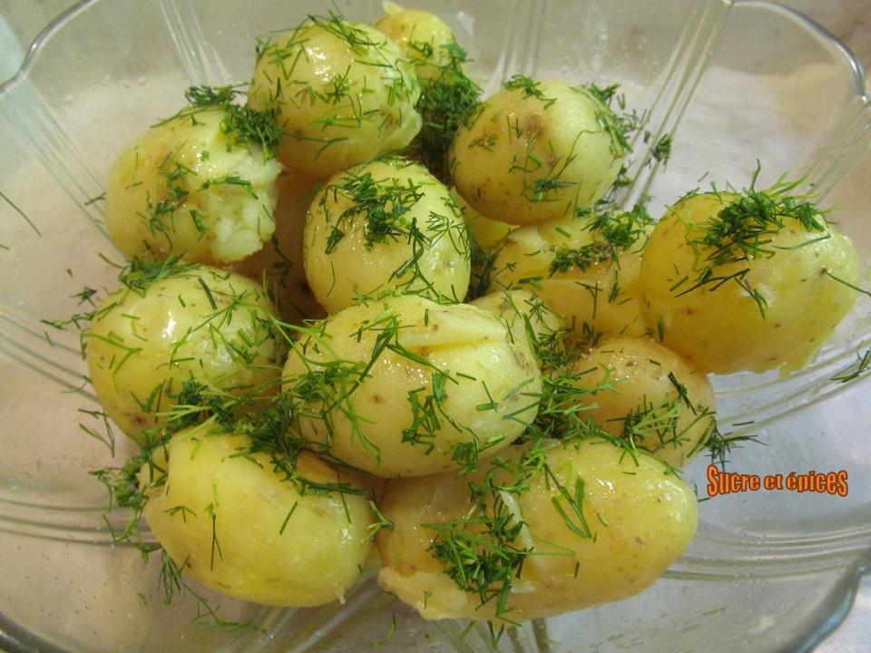 Pommes de terre nouvelles au beurre et à l'aneth