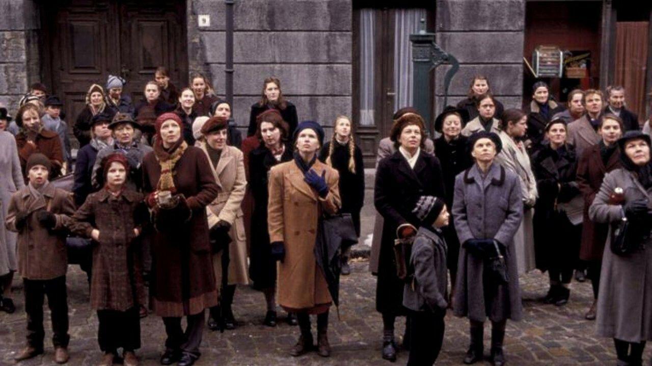 Rosenstrasse (Margarethe von Trotta, 2003)