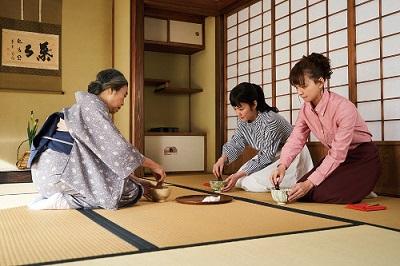 Dans un jardin qu'on dirait éternel (Nichinichi Kore Kôjitsu, Tatsushi Omori, 2018)