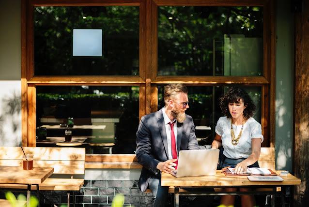 LES TROIS PILIERS INDISPENSABLES A MAITRISER POUR UNE RELATION COMMERCIALE SAINE.