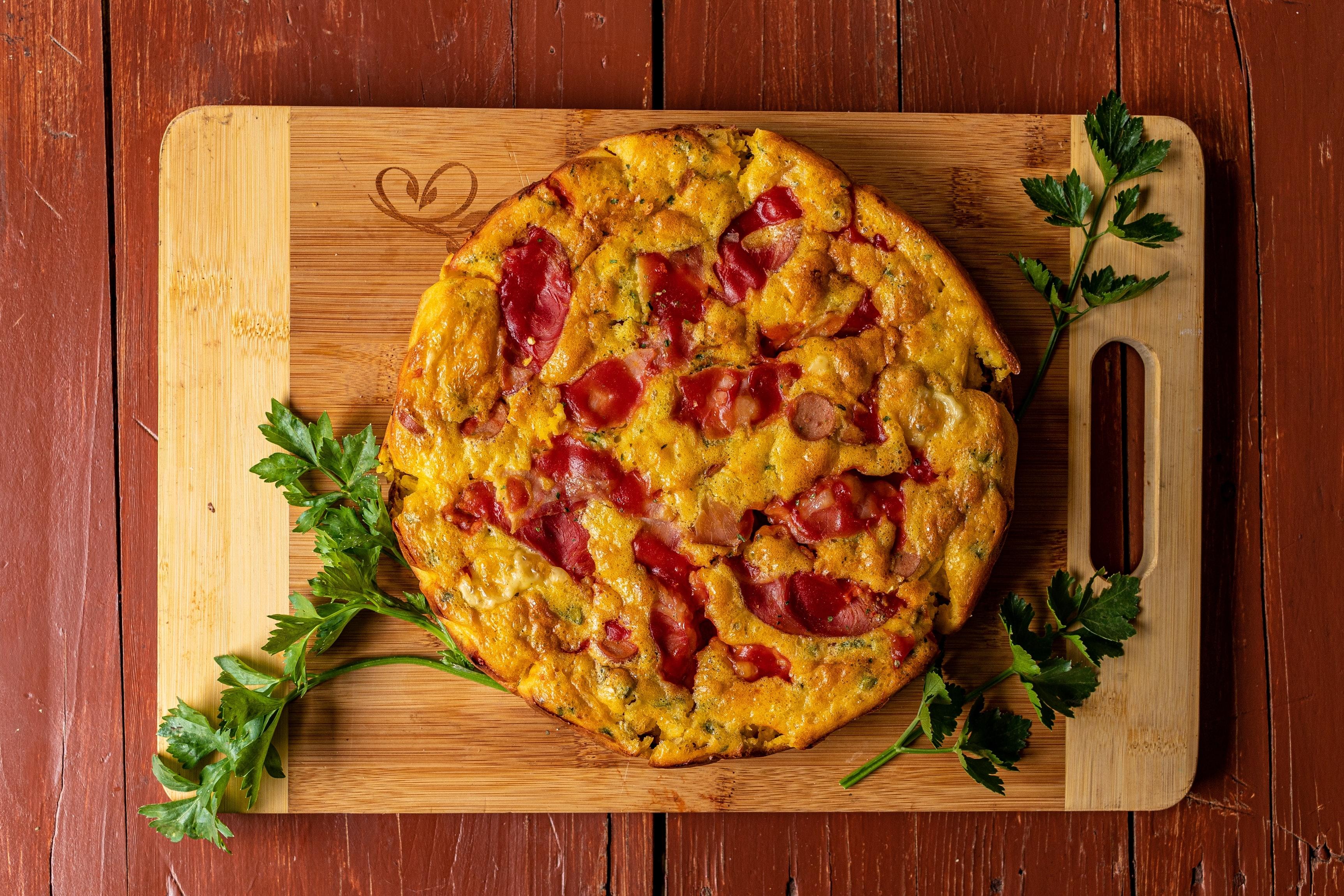 Tarte au chèvre frais, bacon et artichauts